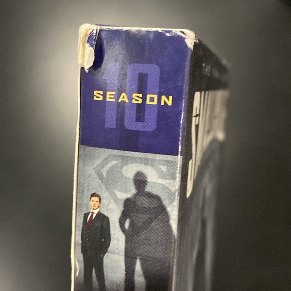 Smallville - The Complete Tenth (Final) Season - Picture 14 of 16